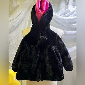 Pistachio Stylish Black Kids Puffer Jacket Size 2T